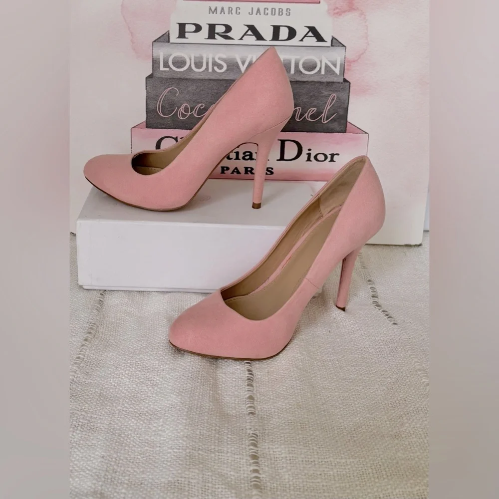 Zara Trafaluc Stiletto 4” Heels Faux Suede Round Pointy Toe Blush Pink Size 6